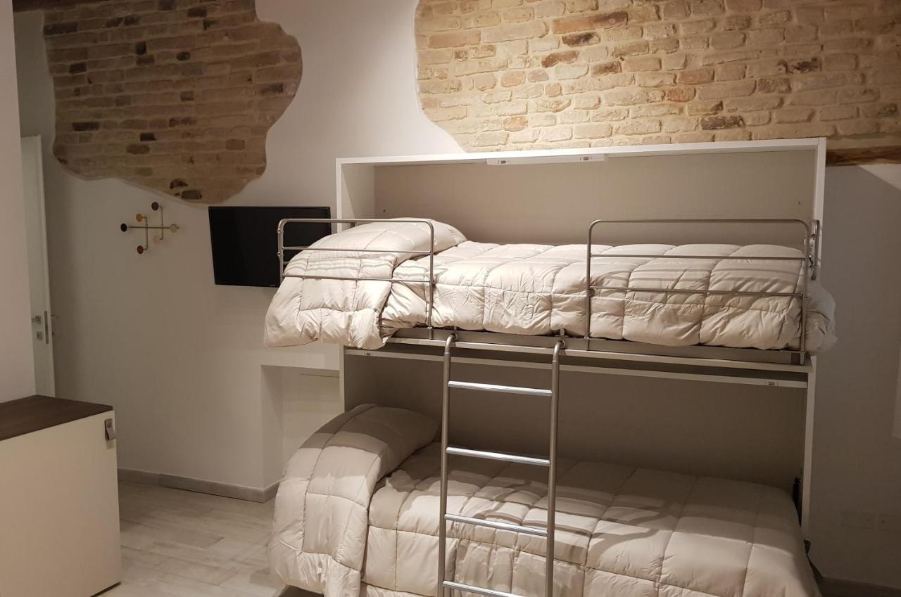 B&B Del Corso Loreto Eksteriør billede